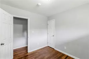 5720 Crabapple Dr, Mableton, GA 30126 - Photo 17