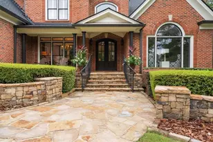 10020 Normandy Ln, Suwanee, GA 30024 - Photo 3