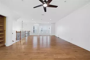 844 Stonehill Ln, Atlanta, GA 30324 - Photo 5