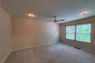 10490 Summer Creek Dr, Johns Creek, GA 30022 - Photo 13