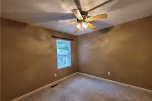 10490 Summer Creek Dr, Johns Creek, GA 30022 - Photo 19