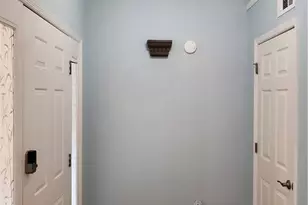 10490 Summer Creek Dr, Johns Creek, GA 30022 - Photo 5