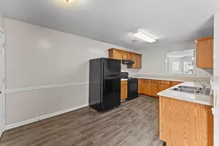 1547 April Ln, Morrow, GA 30260 - Photo 13