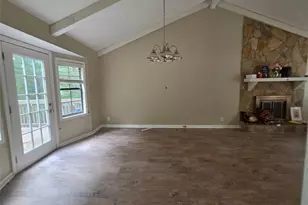 1617 Eric Cir, Lawrenceville, GA 30043 - Photo 7