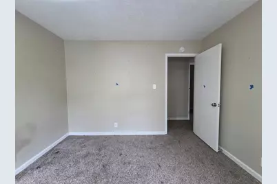 1617 Eric Circle, Lawrenceville, GA 30043 - Photo 5