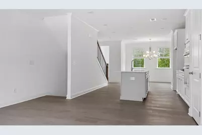 6603 Beacon Drive, Atlanta, GA 30328 - Photo 13