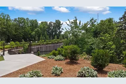 6603 Beacon Drive, Atlanta, GA 30328 - Photo 59