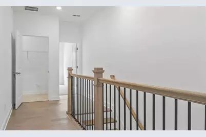 6603 Beacon Drive, Atlanta, GA 30328 - Photo 25