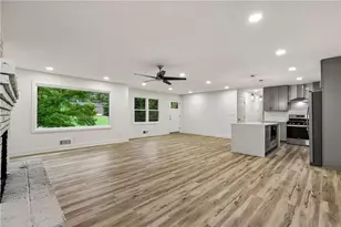 250 King Arthur Dr, Woodstock, GA 30189 - Photo 5