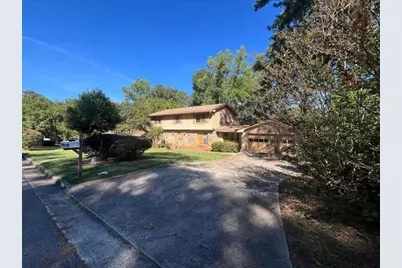 3059 Sorrento Circle, Atlanta, GA 30331 - Photo 3