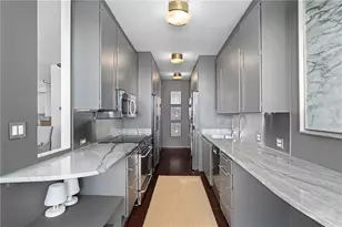2575 Peachtree Rd NE, Atlanta, GA 30305 - Photo 17