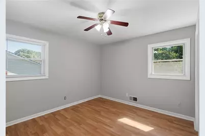 2741 Elkhart Circle SW, Marietta, GA 30064 - Photo 13