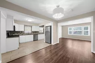 819 Woodbourne Dr SW, Atlanta, GA 30310 - Photo 9