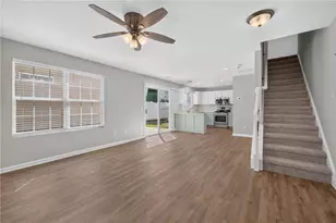 308 Hiawassee Dr, Woodstock, GA 30188 - Photo 9