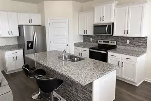 377 Shasta Ct, Hoschton, GA 30548 - Photo 3