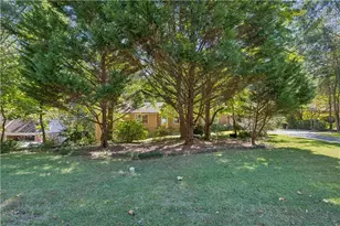 2458 Emory Ln NE, Marietta, GA 30068 - Photo 5