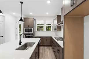 650 Memphis Dr, Scottdale, GA 30079 - Photo 9