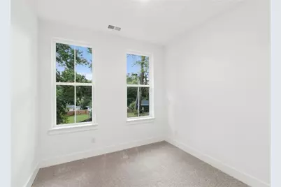 650 Memphis Drive, Scottdale, GA 30079 - Photo 15