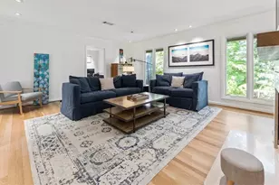892 Castle Falls Dr NE, Atlanta, GA 30329 - Photo 17
