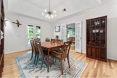 892 Castle Falls Drive NE, Atlanta, GA 30329 - Photo 13