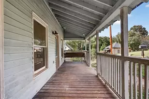 210 Burge St, Canton, GA 30114 - Photo 3