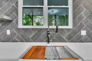 299 Flowers Pl NW, Atlanta, GA 30314 - Photo 15