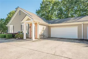 35 Camry Cir, Dallas, GA 30157 - Photo 1