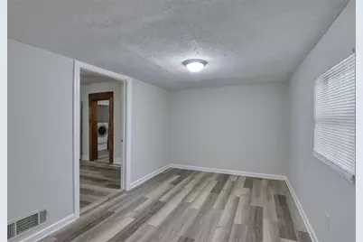2486 Claude Street NW, Atlanta, GA 30318 - Photo 9