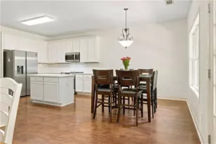 6204 Cove Creek Dr, Flowery Branch, GA 30542 - Photo 27