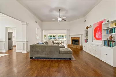 6204 Cove Creek Drive, Flowery Branch, GA 30542 - Photo 5