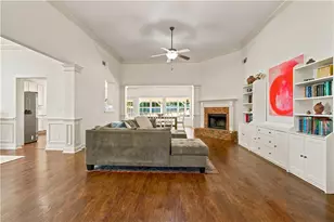 6204 Cove Creek Dr, Flowery Branch, GA 30542 - Photo 5