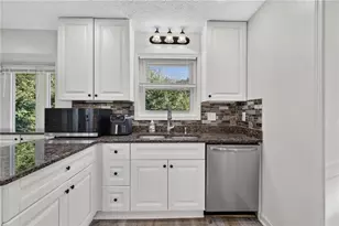 3559 Sawmill Terrace, Marietta, GA 30062 - Photo 19