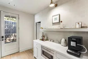 360 Eureka Dr NE, Atlanta, GA 30305 - Photo 13