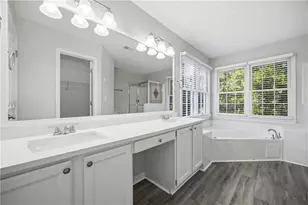 1055 Wellers Ct, Roswell, GA 30076 - Photo 11