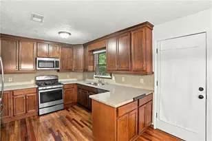 3095 Woodland Dr NW, Kennesaw, GA 30152 - Photo 13