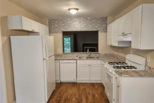 1225 Oakplace Dr SW, Marietta, GA 30008 - Photo 3