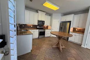 6630 Grove Crossing Ct, Cumming, GA 30028 - Photo 5