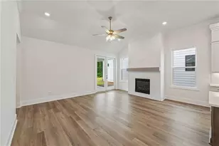 161 High Pt Dr, Hoschton, GA 30548 - Photo 15