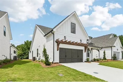 161 High Point Drive, Hoschton, GA 30548 - Photo 3