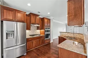 1005 Manchester Way, Roswell, GA 30075 - Photo 11