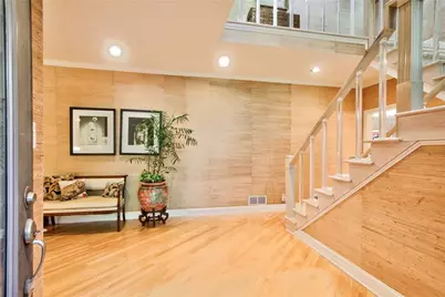 1075 Riverside Trace, Sandy Springs, GA 30328 - Photo 3