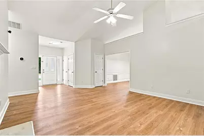 4970 Rolling Rock Drive, Sugar Hill, GA 30518 - Photo 5