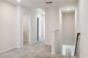 5562 Plain Field Ln, Lilburn, GA 30047 - Photo 11