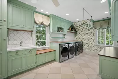 3874 Vermont Road NE, Atlanta, GA 30319 - Photo 45