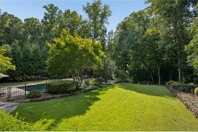 3874 Vermont Road NE, Atlanta, GA 30319 - Photo 79