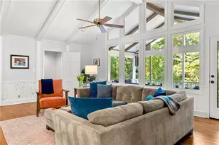 5580 Lake Island Dr, Sandy Springs, GA 30327 - Photo 15