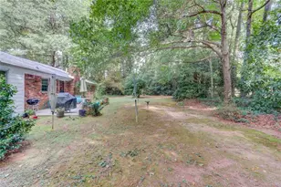 4464 Francis Ct SW, Lilburn, GA 30047 - Photo 25