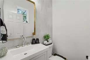 1706 Morris Ave, East Point, GA 30344 - Photo 15