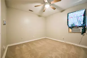 1129 Ext W College St, Griffin, GA 30224 - Photo 13