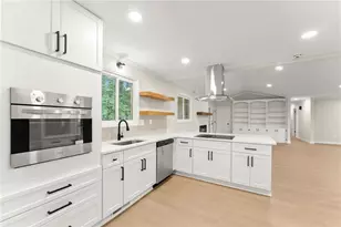 758 Springlake Rd, Lawrenceville, GA 30045 - Photo 15